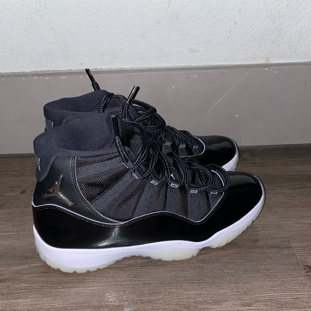 Jordan retro 11 jubilee